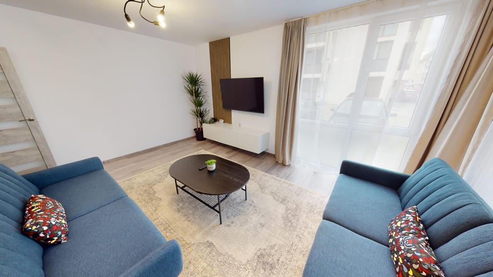 Communal lounge/ TV room, TV and multimedia, Seating area, Evening entertainment