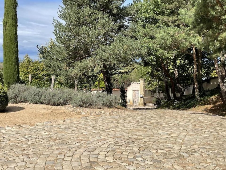 On dirait LE SUD Apartment in Auvergne-Rhône-Alpes