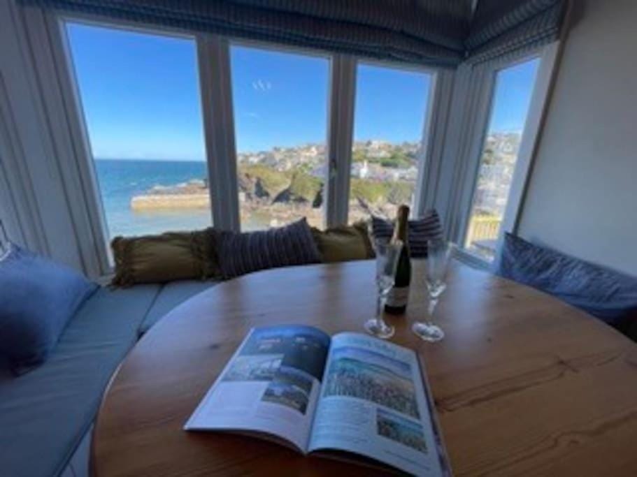 Folly 1, Port Isaac Bay Holidays House in Port Isaac