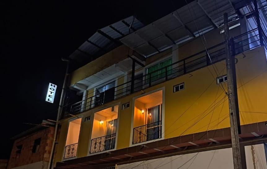 Hotel Oiba Alfa Plaza Hotel in Santander, Colombia