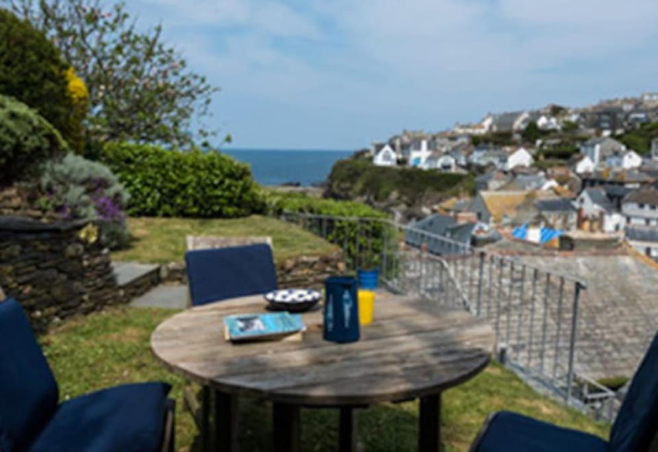 Kicker Cottage, Port Isaac Bay Holidays House in Port Isaac