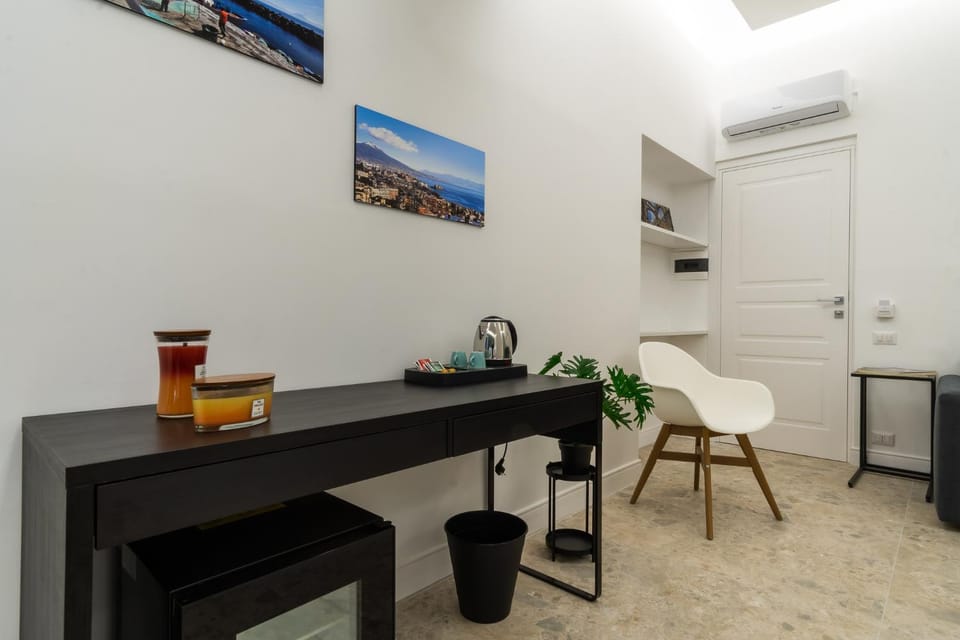 Decorative detail, hair dresser, air conditioner