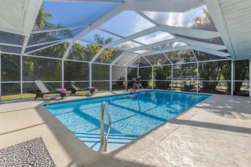 Villa Pipers Paradise - Cape Coral - Roelens Vacations House in Cape Coral