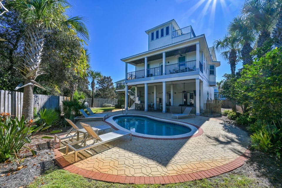 View of Blue House in South Walton County