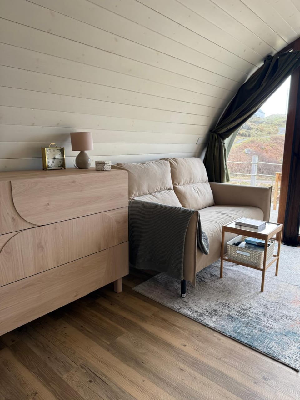 Handa pod in scottish highlands. Chalet in Scotland
