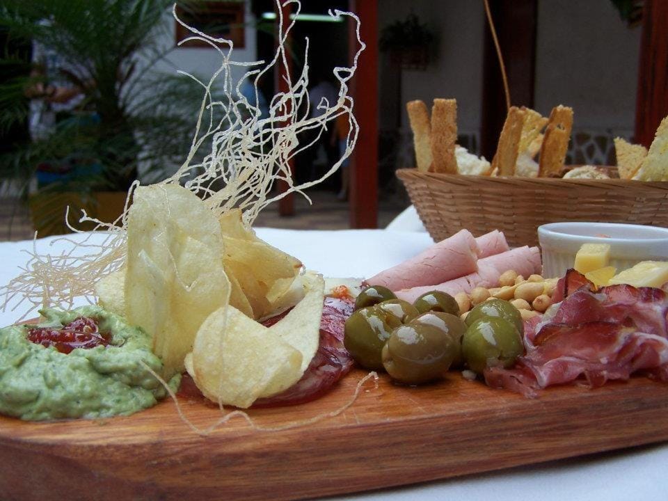 Restaurant/places to eat, Food and drinks, Food, Lunch, Dinner
