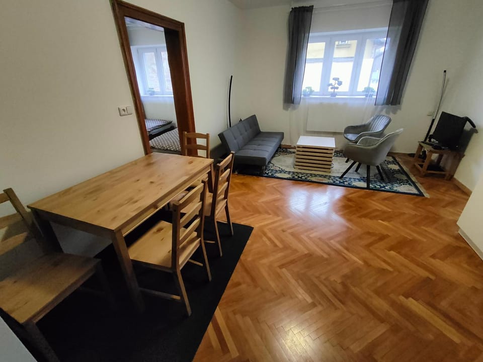 Living room, Seating area, Dining area