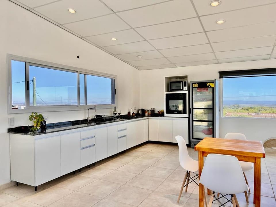 Kitchen or kitchenette, Kitchen or kitchenette, minibar, pet friendly, stove, toaster