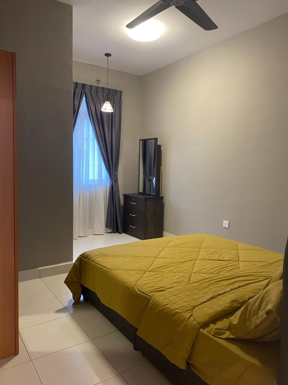 Bed, Bedroom, fireplace