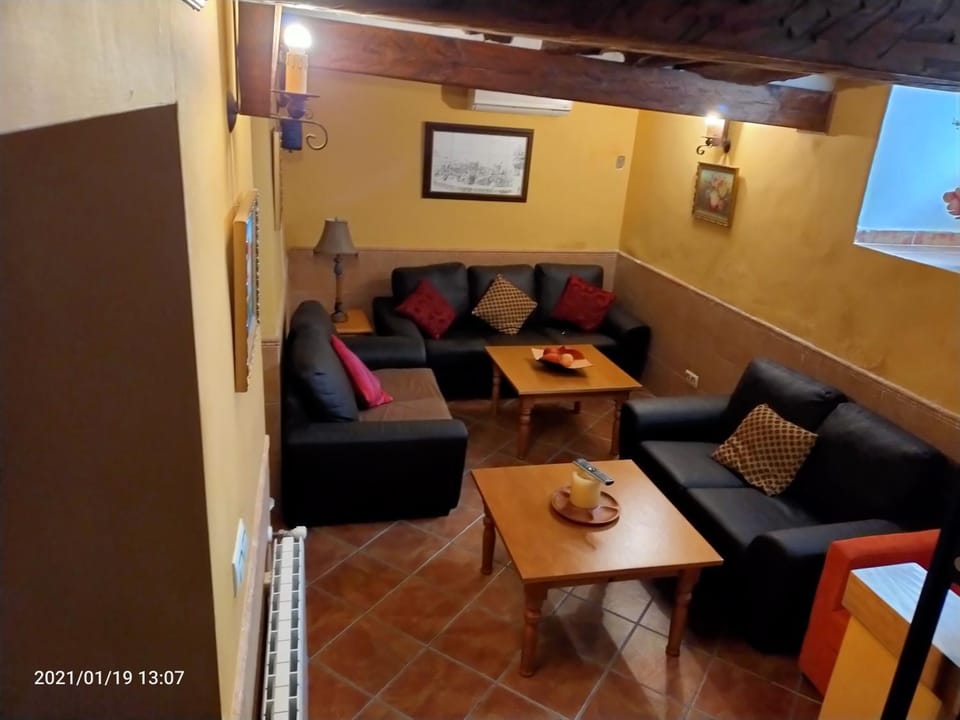 Living room, Lounge or bar, Seating area