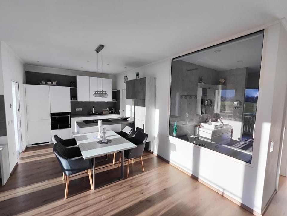 Kitchen or kitchenette, Living room, Dining area