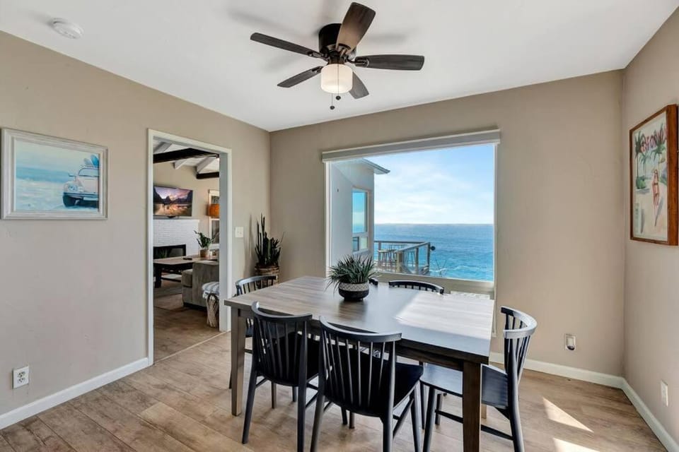 OCEAN FRONT Beach HOUSE! Private Stairs to SAND! House in Laguna Beach