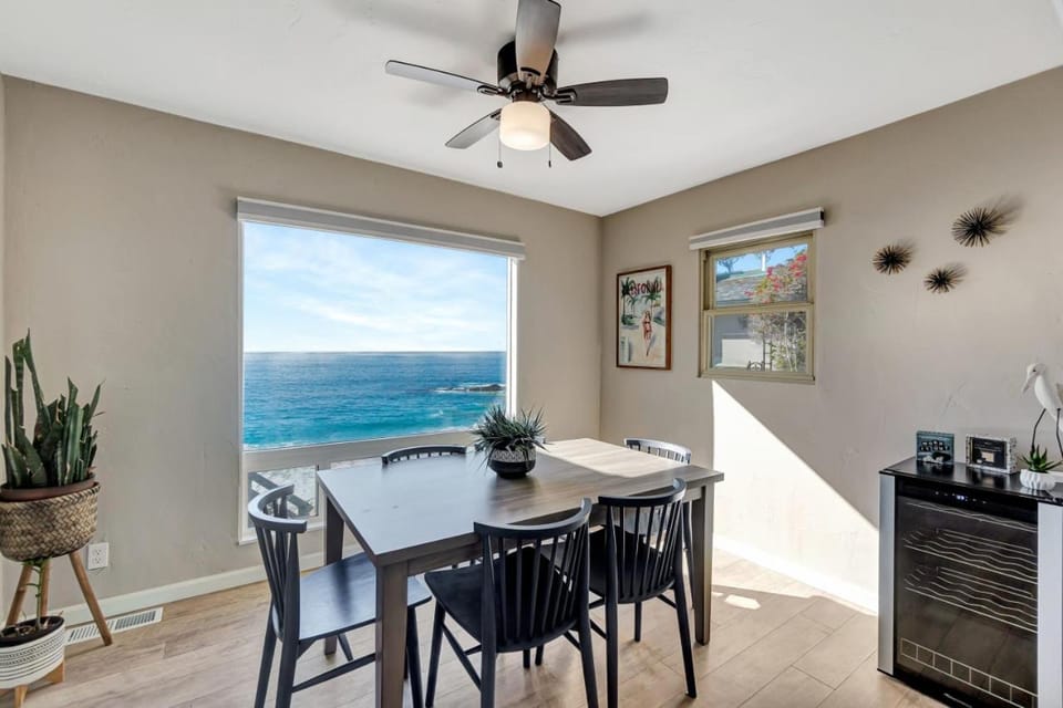 OCEAN FRONT Beach HOUSE! Private Stairs to SAND! House in Laguna Beach