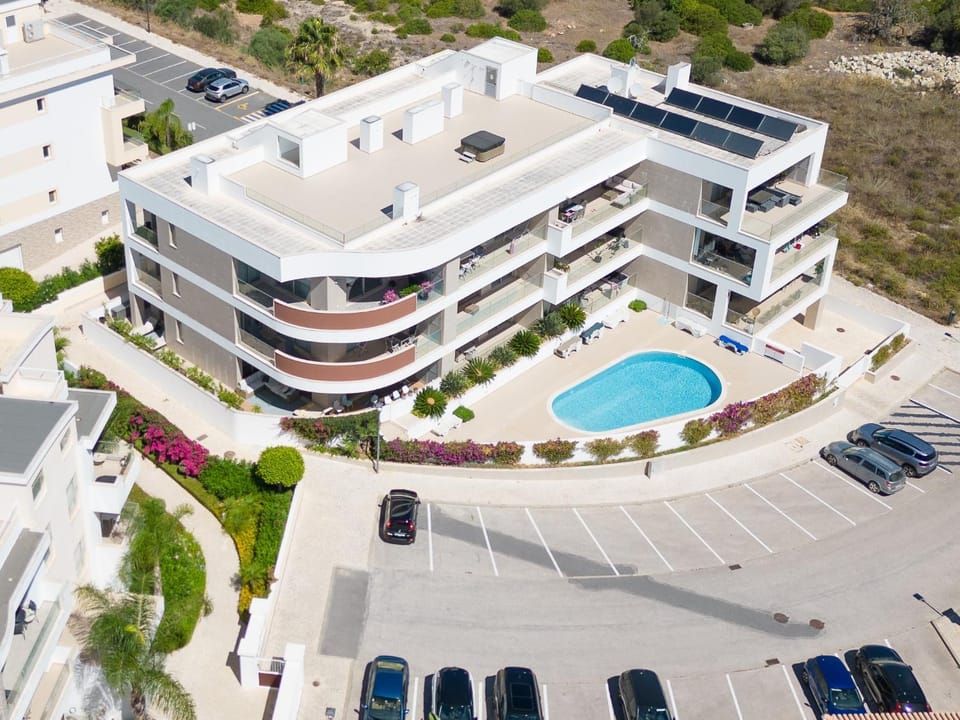 Porto de Mos 105 by Destination Algarve Apartment in Lagos