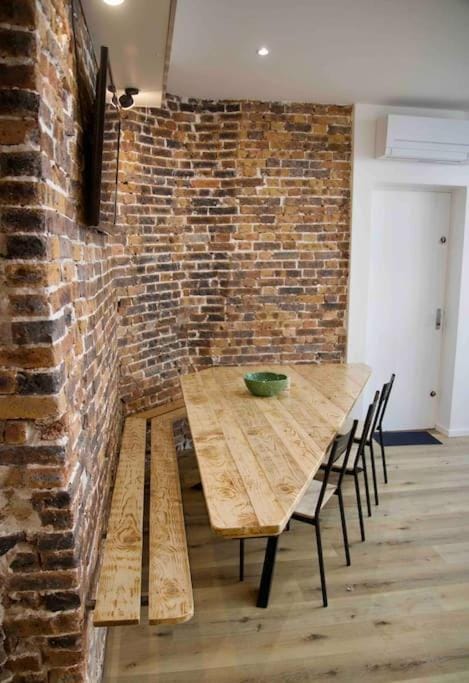 Seating area, Dining area