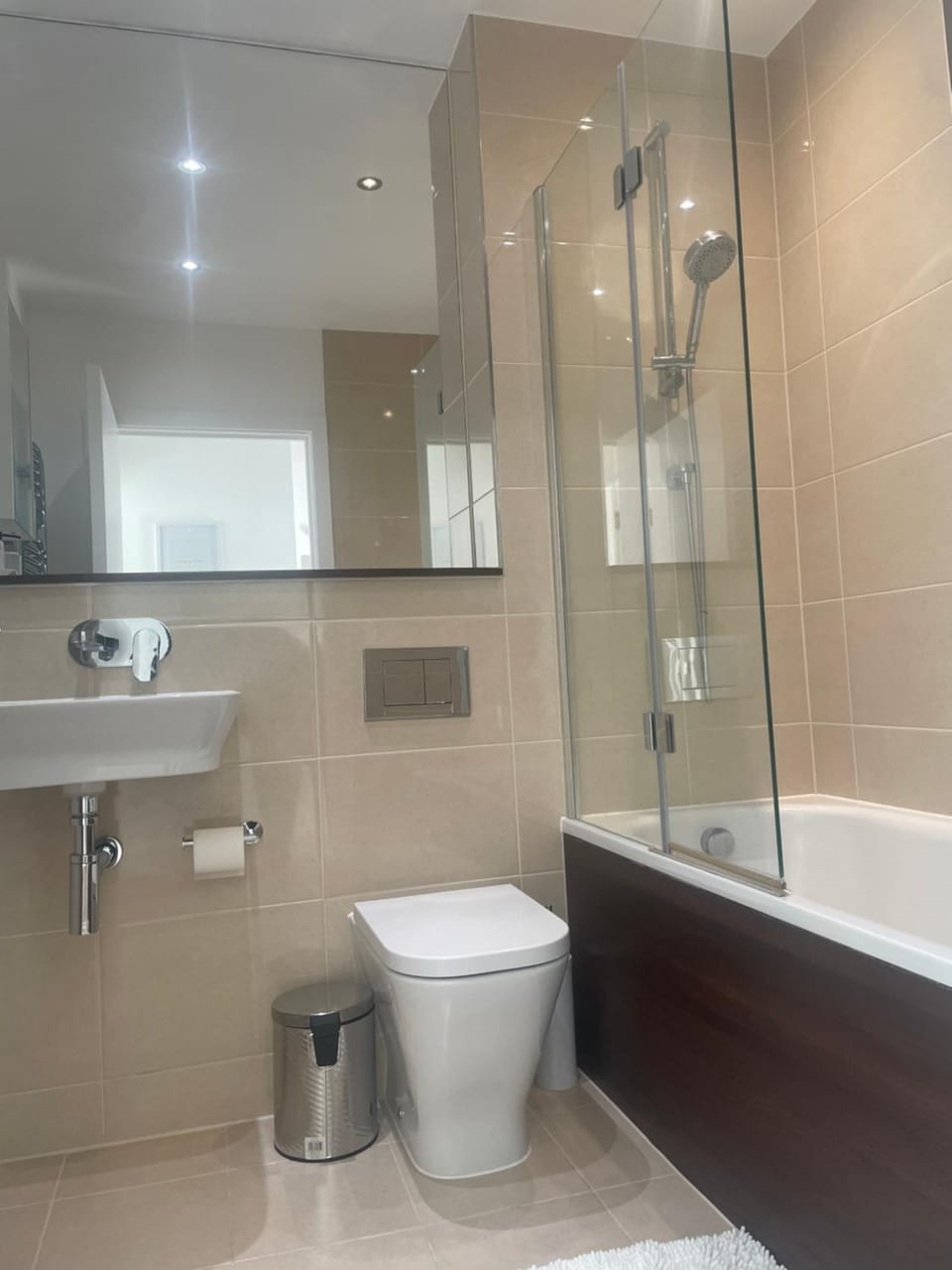 Shower, Toilet, Bathroom, Bath