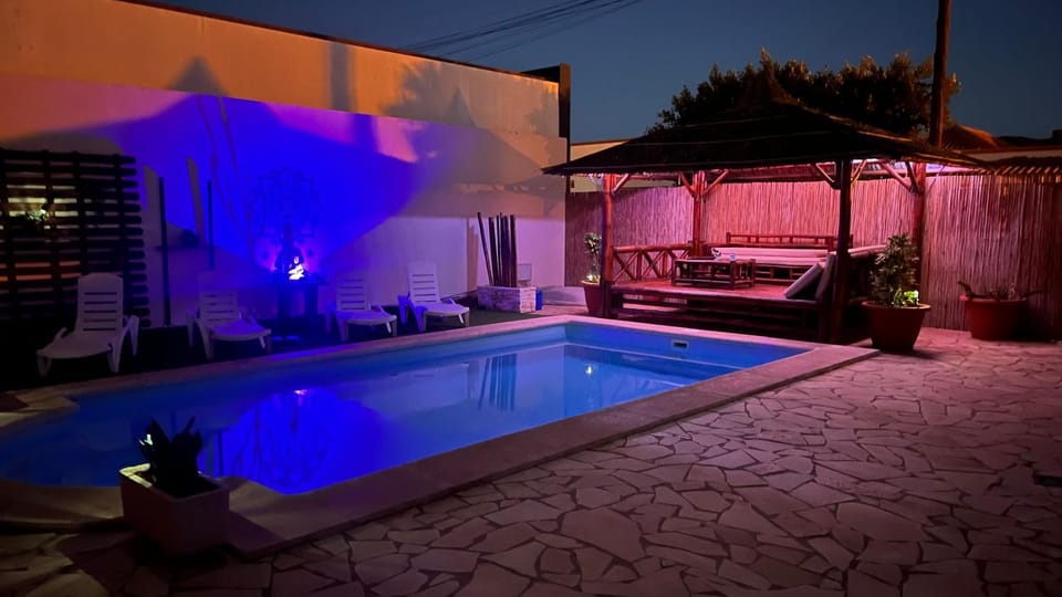 Pool view, Swimming pool