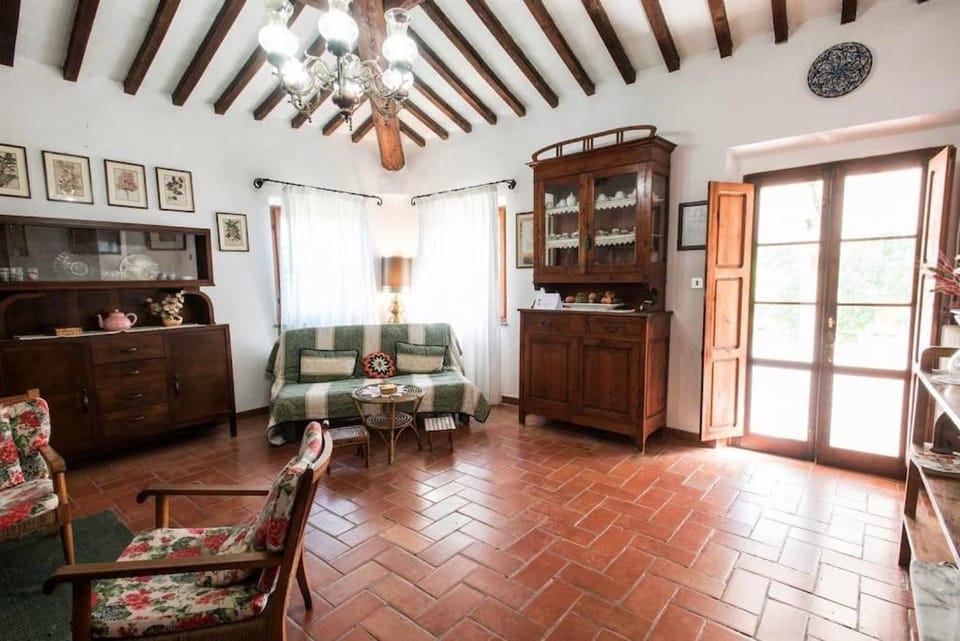 Appartamento in Agriturismo & Piscina panoramica Apartment in Tuscany