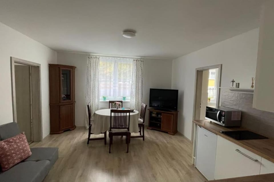 TV and multimedia, Kitchen or kitchenette, Seating area, Dining area, minibar