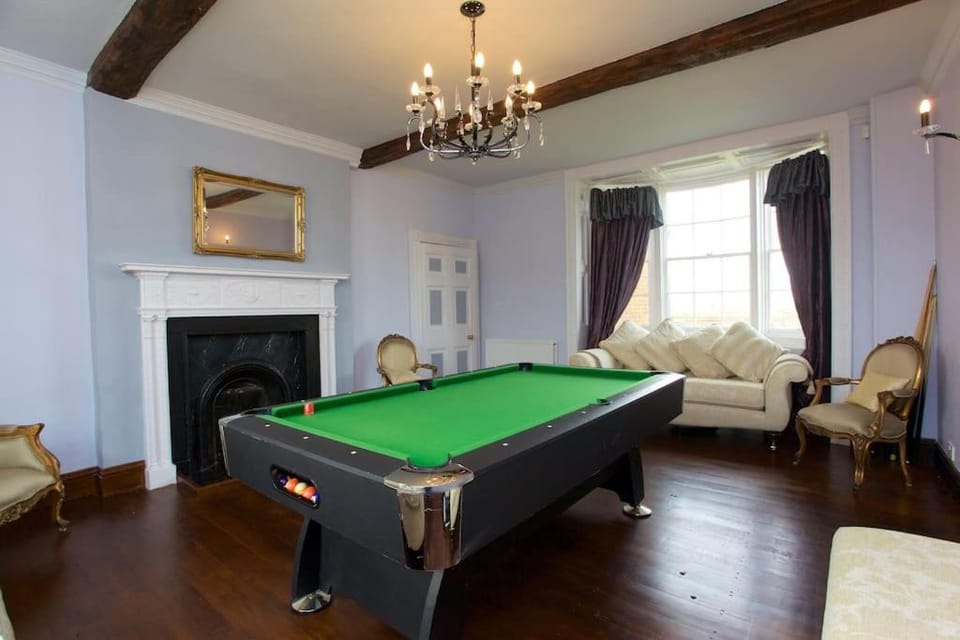 Dunnimere Farm stay with Hot Tub - up to 20 House in North Warwickshire District