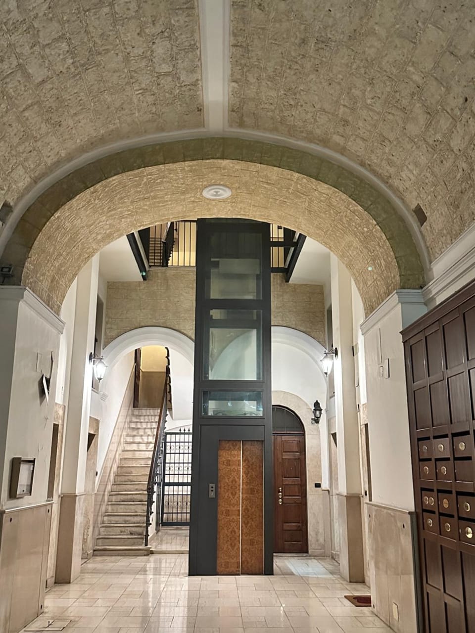 55 Family Home Apartment in Bari
