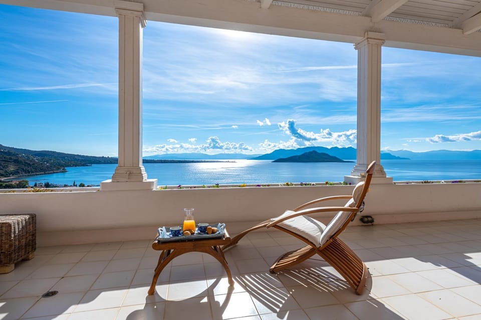 Patio, Day, Natural landscape, View (from property/room), Balcony/Terrace, Living room, Seating area, Dining area, Mountain view, Sea view