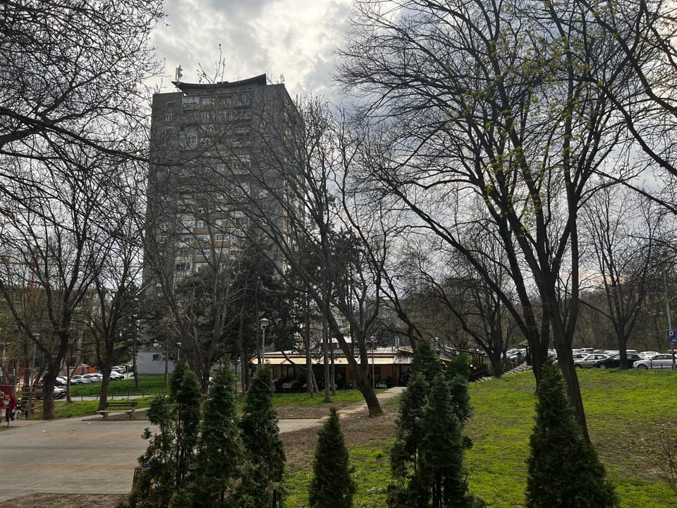 Property building, Natural landscape, Location