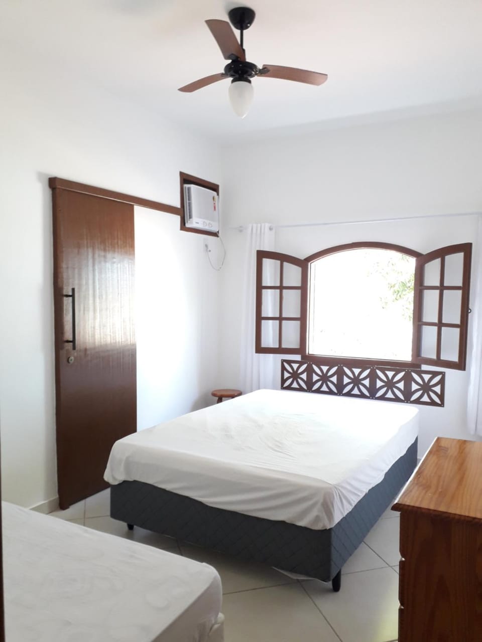 Bed, Bedroom, fireplace