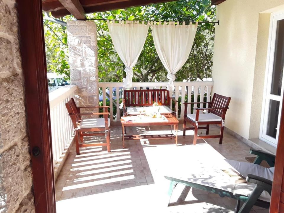 Balcony/Terrace, Seating area, sunbed