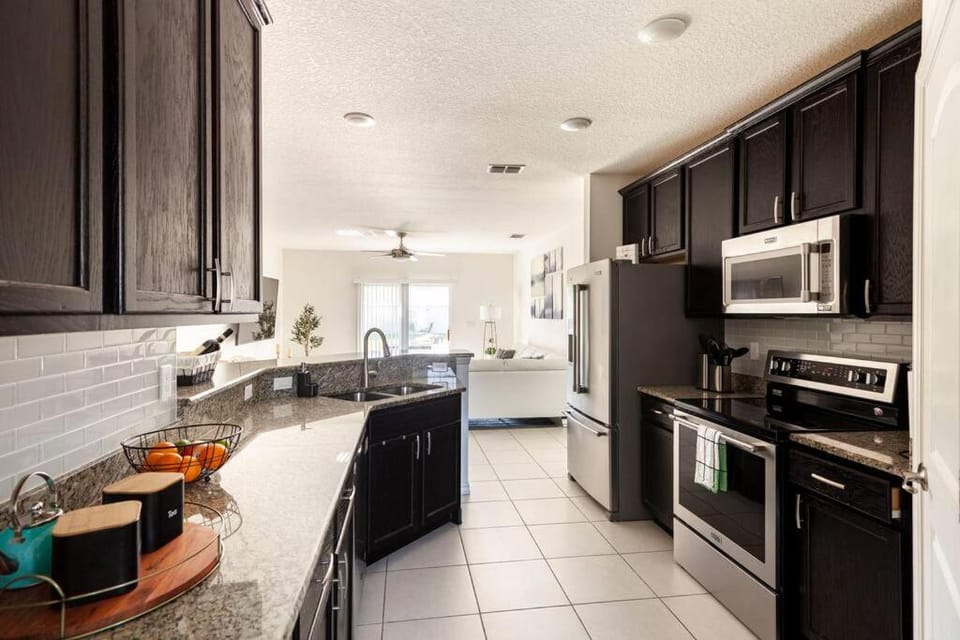 Kitchen or kitchenette, dishwasher, minibar, pet friendly, stove