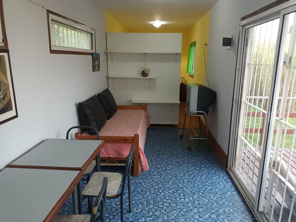 dto. conteiner con vista al mar 50mts y playa Apartment in Buenos Aires Province