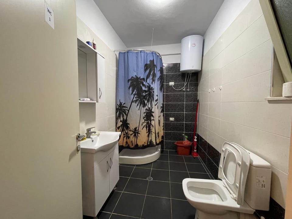 Toilet, Bathroom