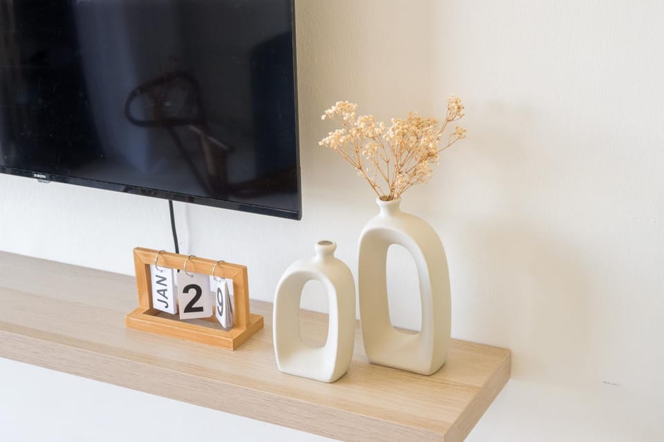 TV and multimedia, Decorative detail