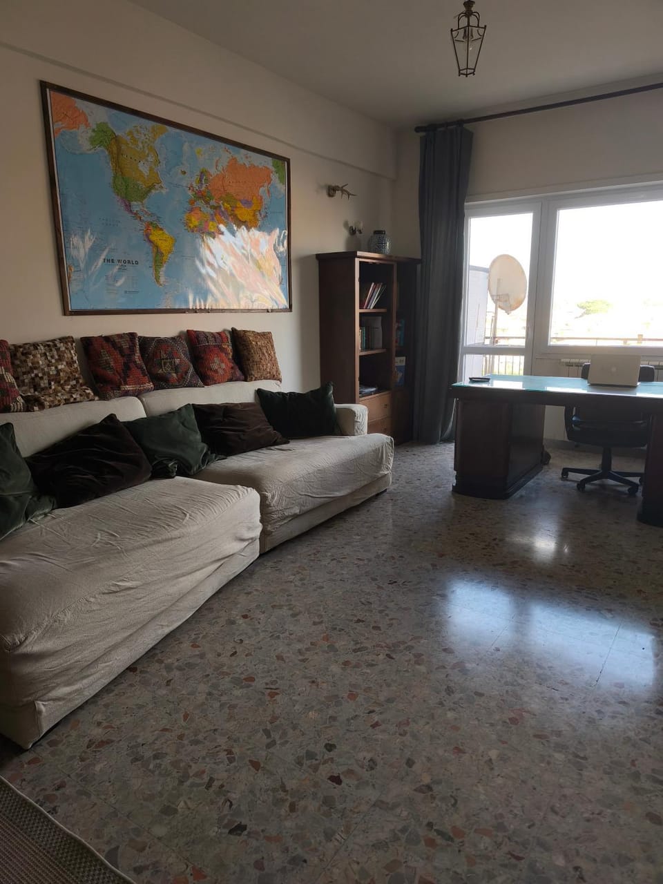 Spacious apartment 82m2 near the sea Apartment in Ladispoli