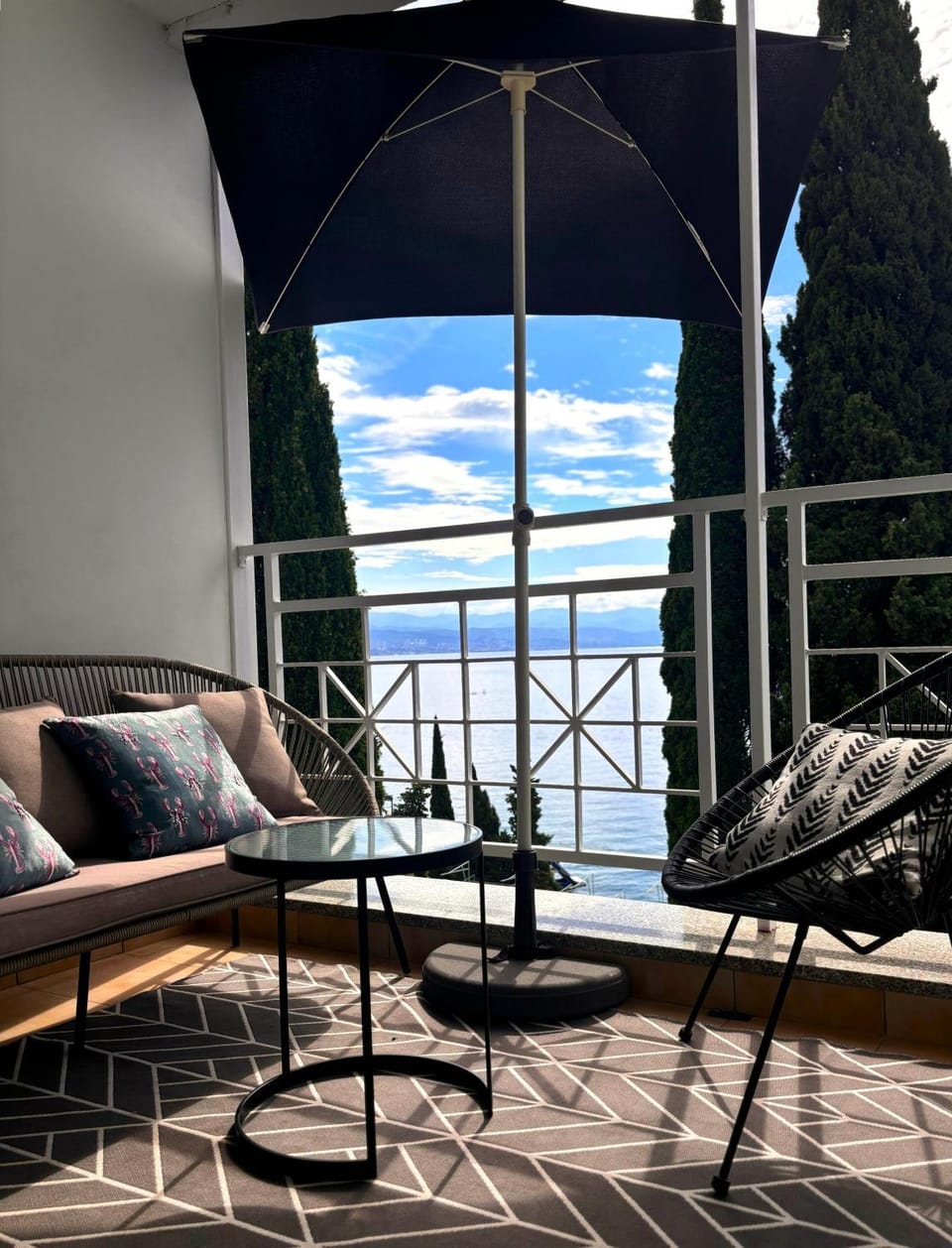 View (from property/room), Balcony/Terrace, Sea view