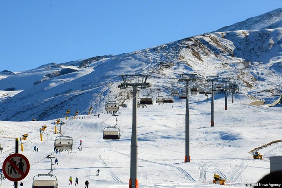 Skiing, Landmark view, Mountain view