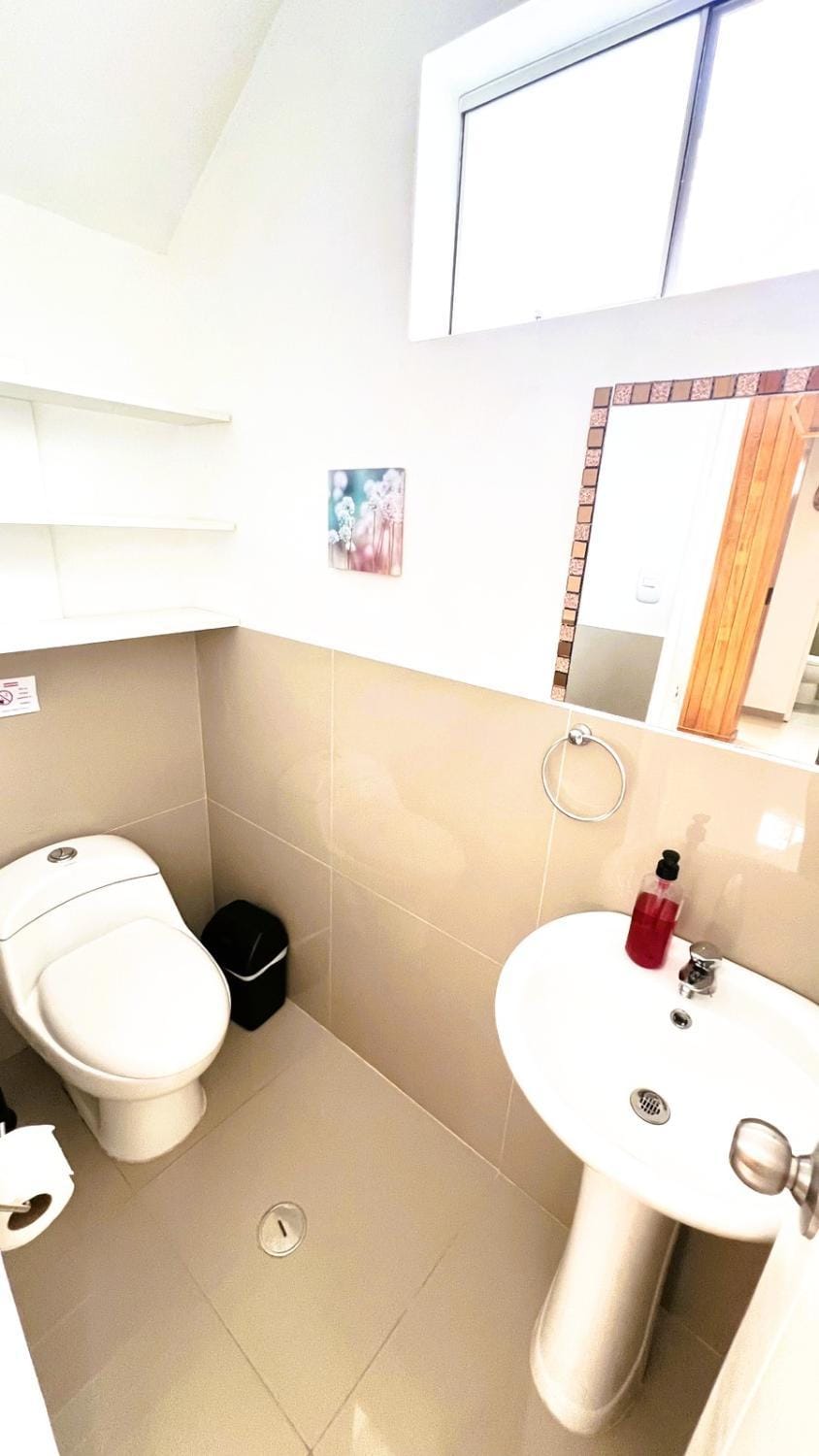 Toilet, Bathroom
