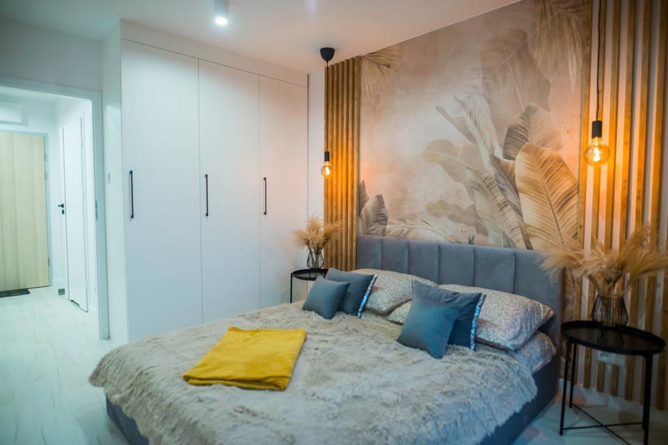 Bed, Bedroom, wardrobe