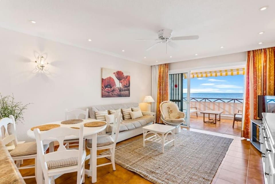 Neptuno “Playa De Arenas” beach Apartment in Canary Islands