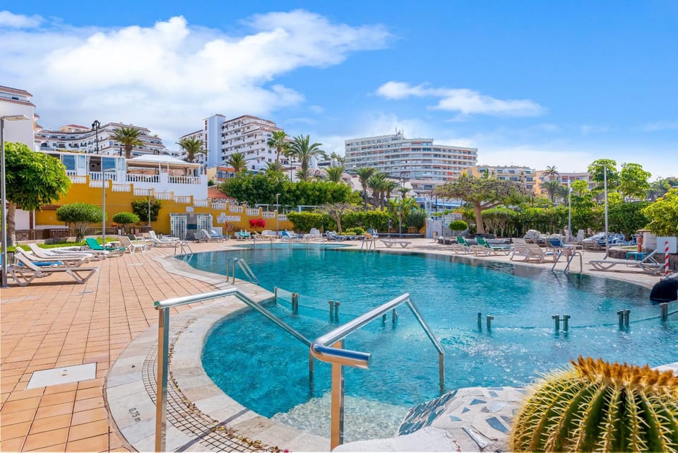 Neptuno “Playa De Arenas” beach Apartment in Canary Islands