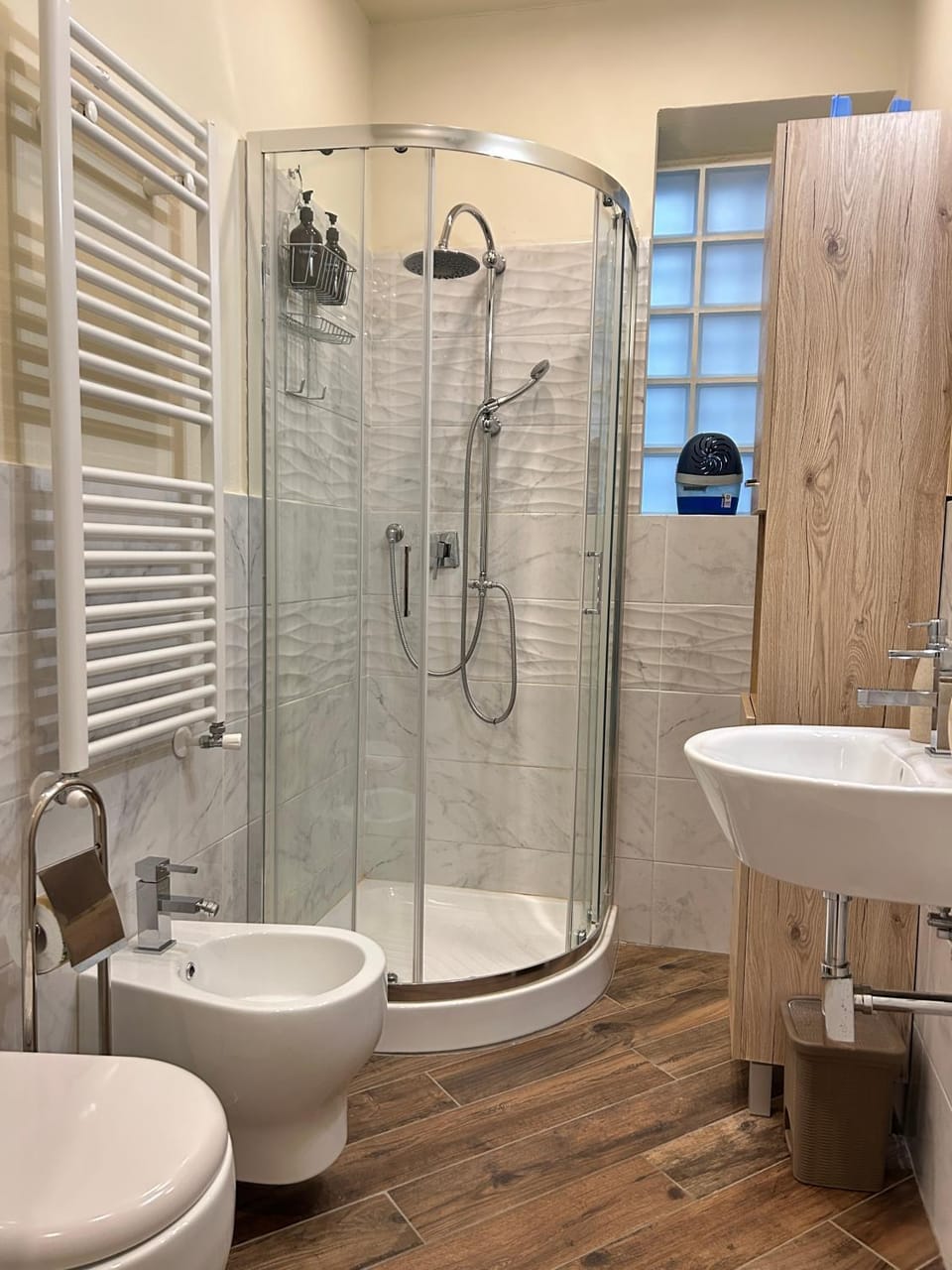 Shower, Toilet, Bathroom, bidet