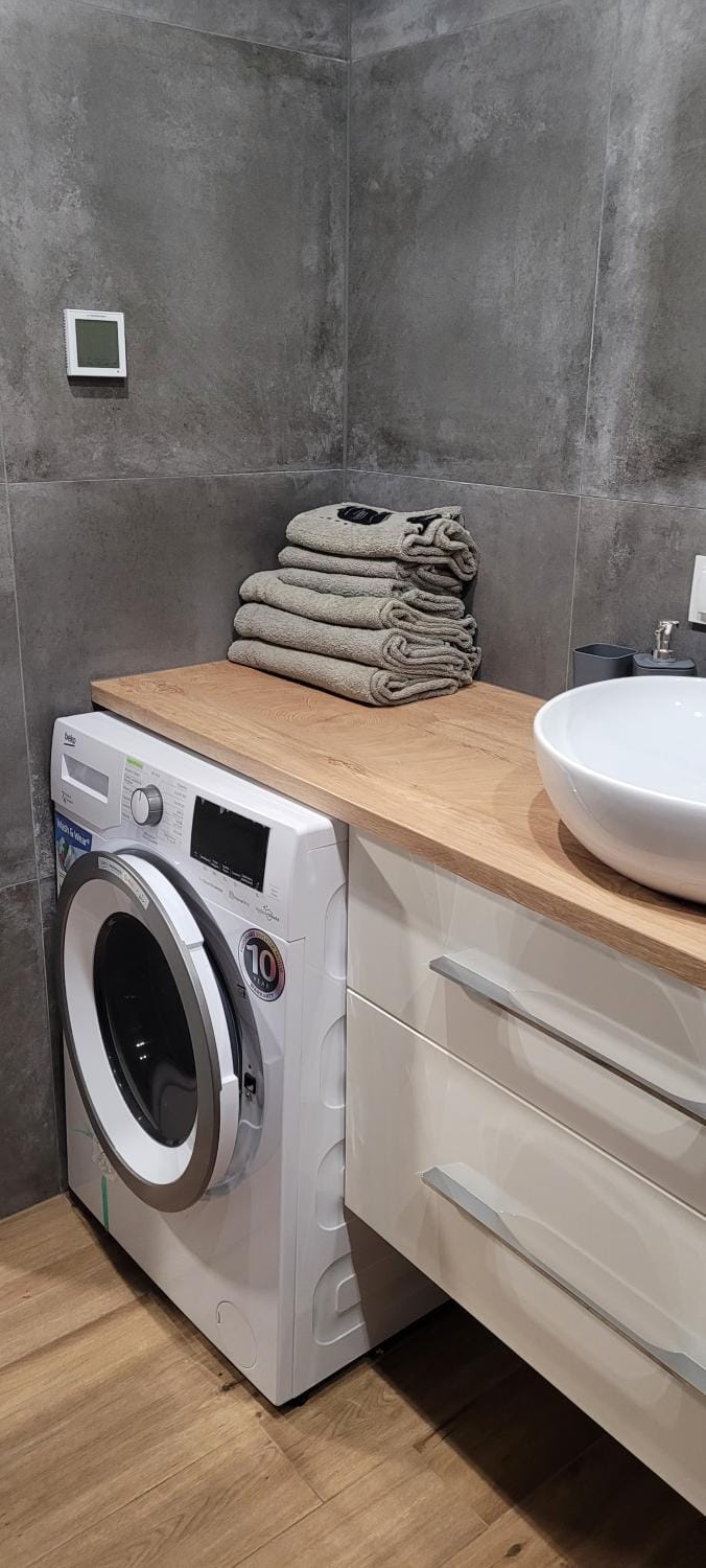 towels, washing machine