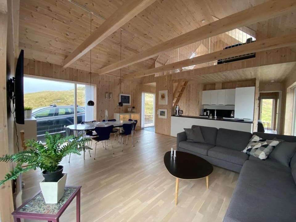 Luxury Cottage in Serene Nature - Okkara summarhús á Sandi House in Europe