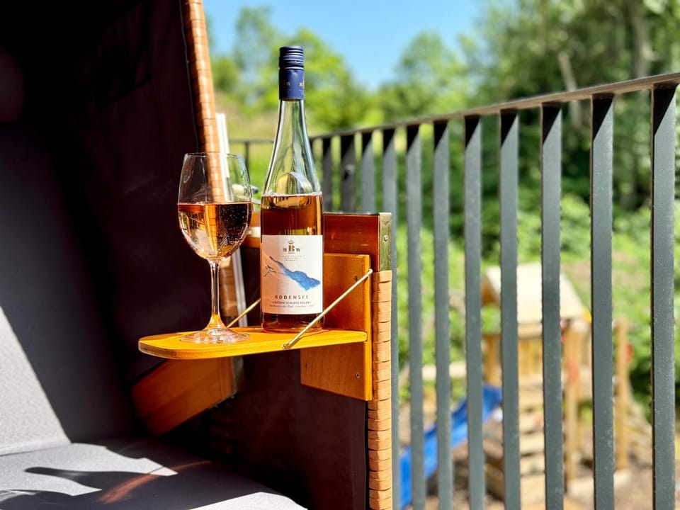 View (from property/room), Balcony/Terrace, Drinks, Alcoholic drinks