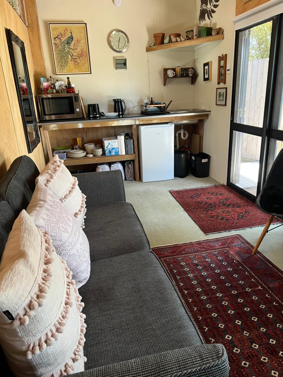 Kitchen or kitchenette, Living room, kitchen