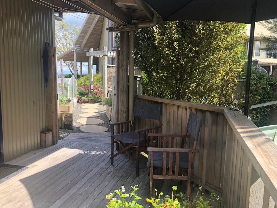 Property building, Balcony/Terrace, Balcony/Terrace