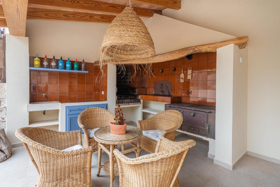 Off site, Dining area