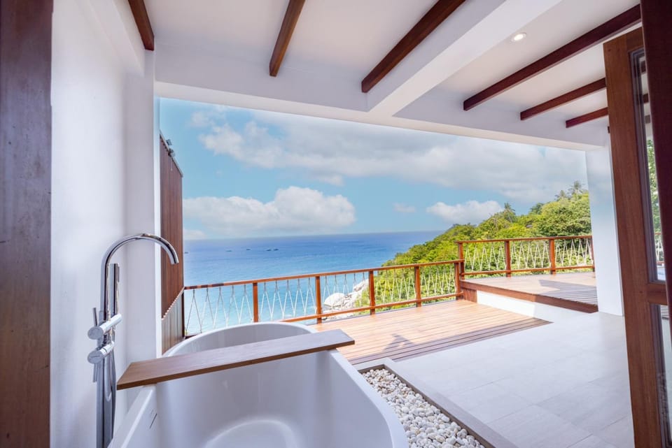 Balcony/Terrace, Sea view, Bath