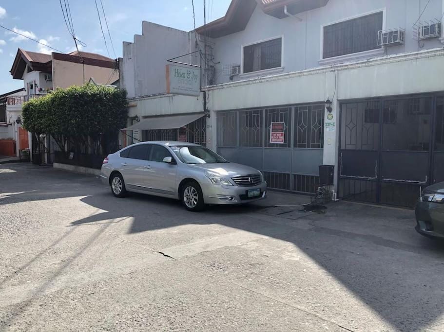 Property building, Day, Street view, Parking