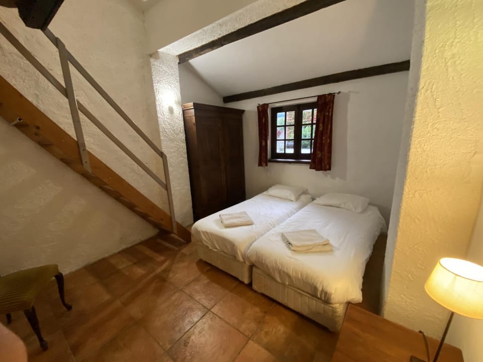 Cosy former bakery house with communal swimming pool House in Occitanie